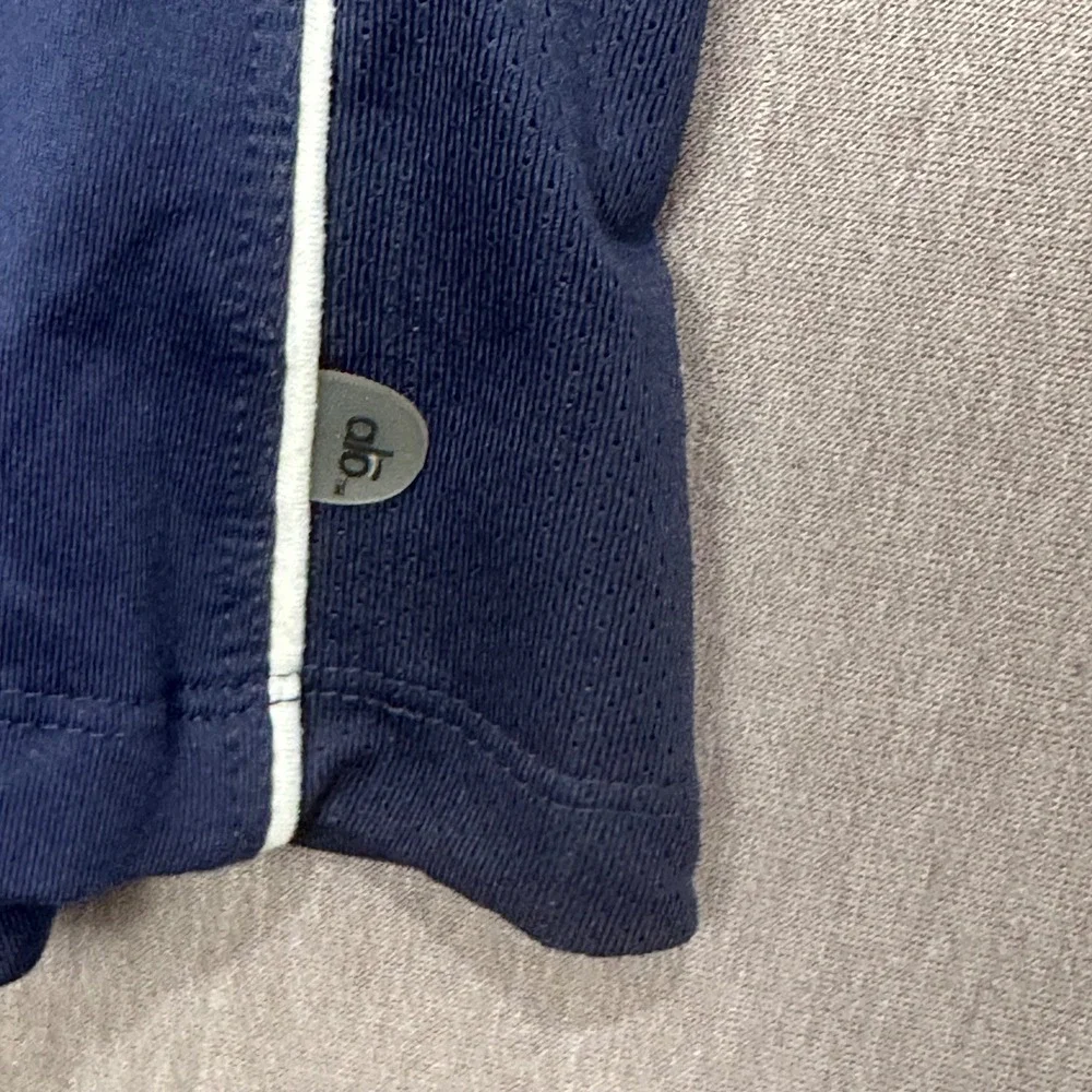 Alo Yoga CoolFit Womens XL Navy Blue‎ Short Sleeve Performance Polo Shirt Crest